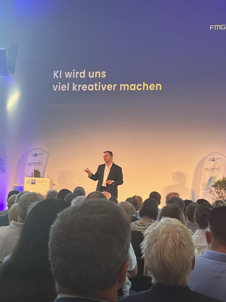 Referent_KI Symbolbild für Veranstaltung "Kick it mit KI – Dein Turbo für Beruf und Alltag"